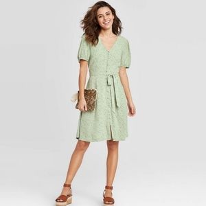 Like New Universal Thread Dress